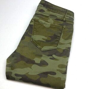 LIKE NEW DESIGN LAB CAMO HI-RISE SKINNY JEANS 28x28 ⭐️